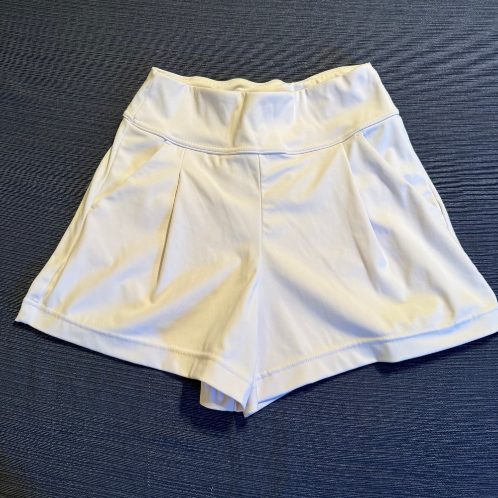 Halara White Pleated High Waisted Active Shorts XS Tennis Golf Athleisure